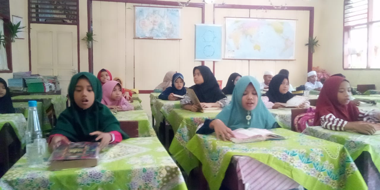 Pelatihan Tahfizh Al-Quran Bagi Siswa/Siswa  SD dan SMP