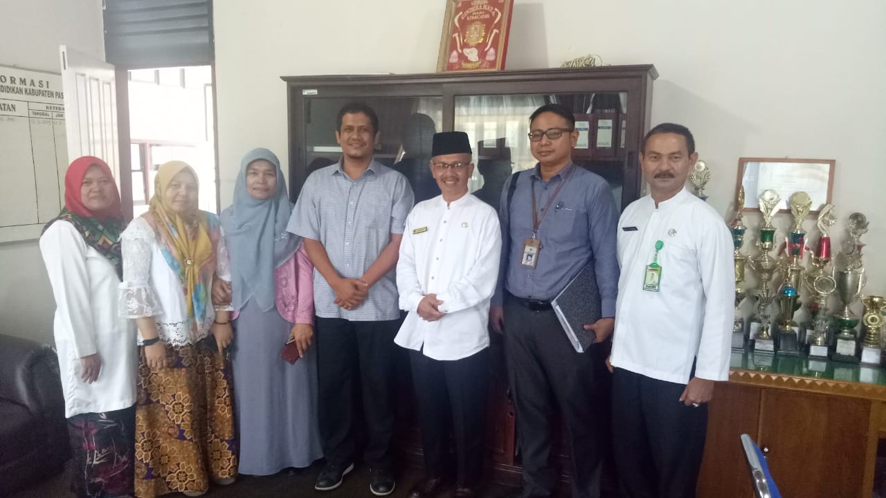 Kunjungan BPK-RI Perwakilan Propinsi Sumatera Barat ke Dinas Pendidikan dan Kebudayaan 