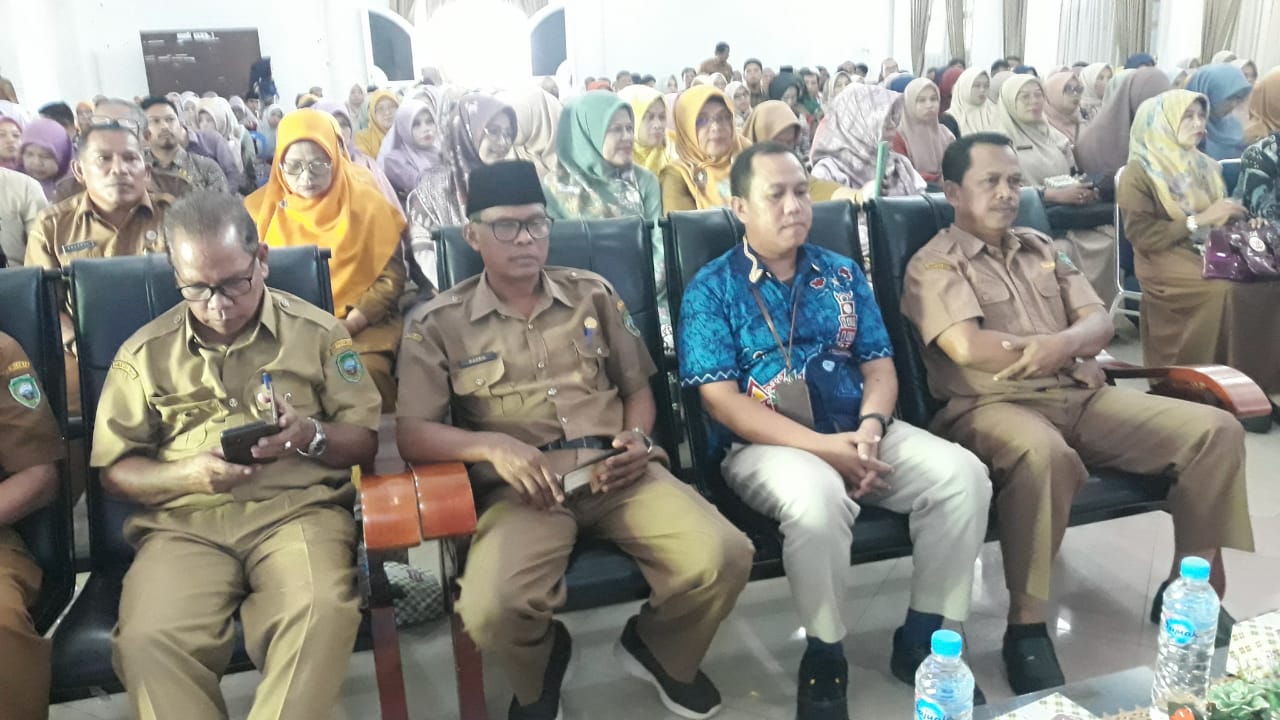 PEMBUKAAN LOKAKARYA GURU PENGGERAK