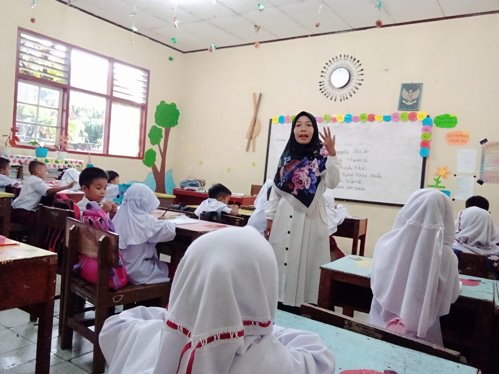 GESERNA (Gerakan Semangat Asmaul Husna)