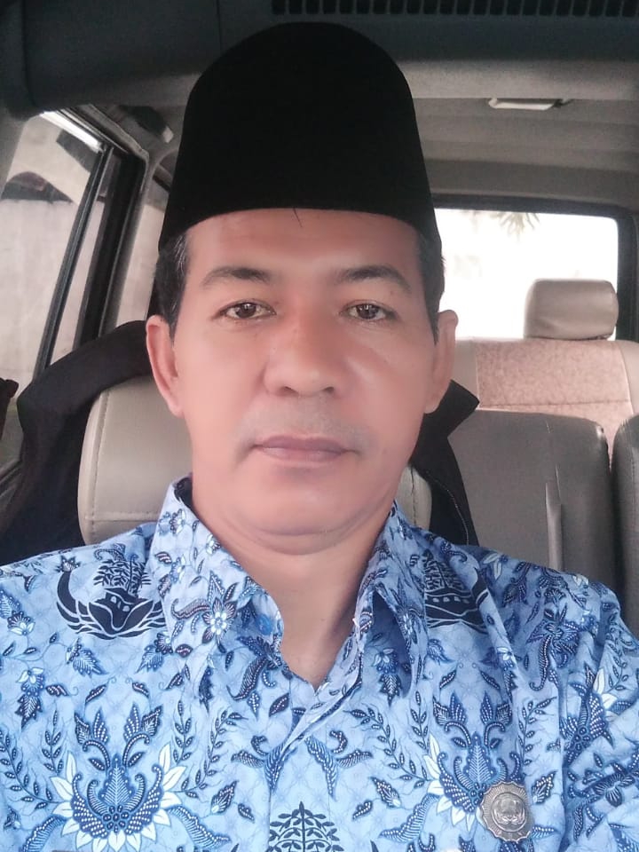MUSLIM MUNIR, S. Pd, M.Pd